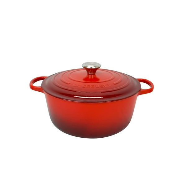 Le Creuset Signature Cast Iron Round Dutch Oven, Assorted Sizes