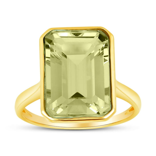 Emerald Shaped Ring in 14K Yellow Gold