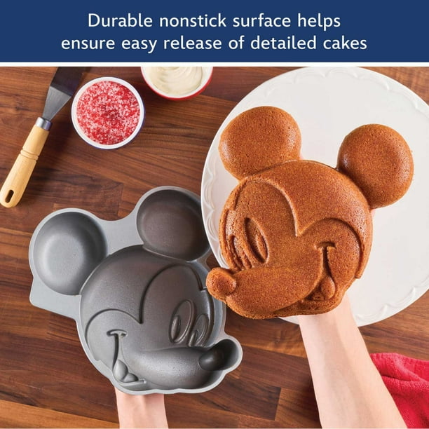 Disney Mickey or Minnie Mouse Cast Aluminum Cake Pan