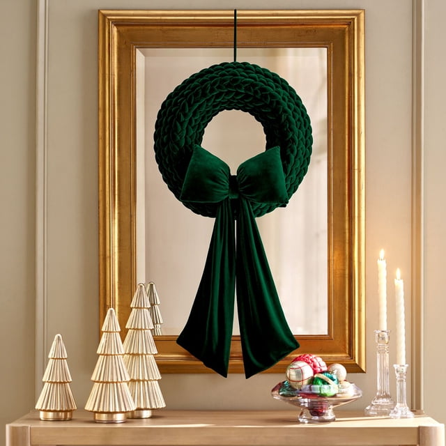 Member's Mark Velvet Wreath with Bow