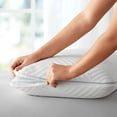 thumbnail image 4 of Member’s Mark Hotel Premier Collection Cooling Gel Memory Foam Pillow, 4 of 7