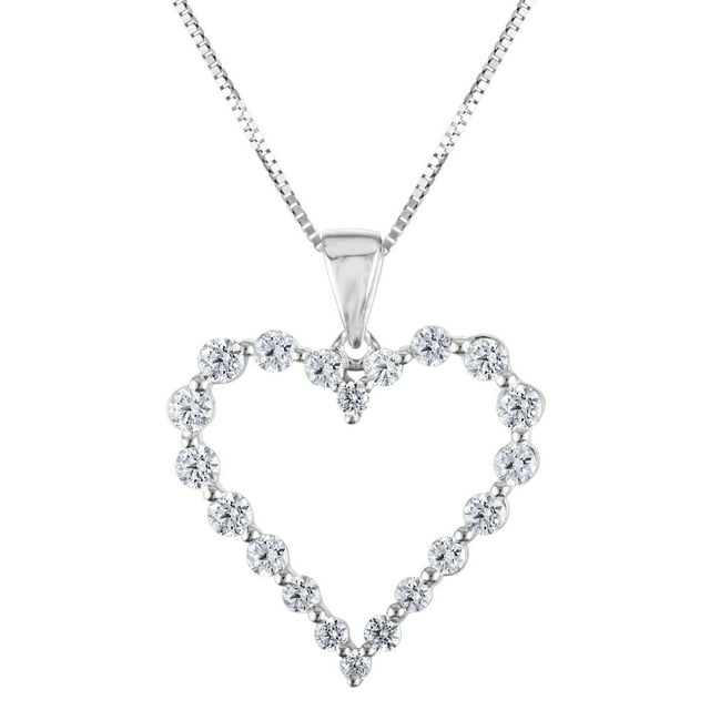 Round Cut Heart Diamond Pendant Necklace in 14K Gold