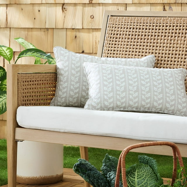 Martha Stewart Vineyard Vines Indoor/Outdoor Decorative Pillow, Set of 2, Choose Size