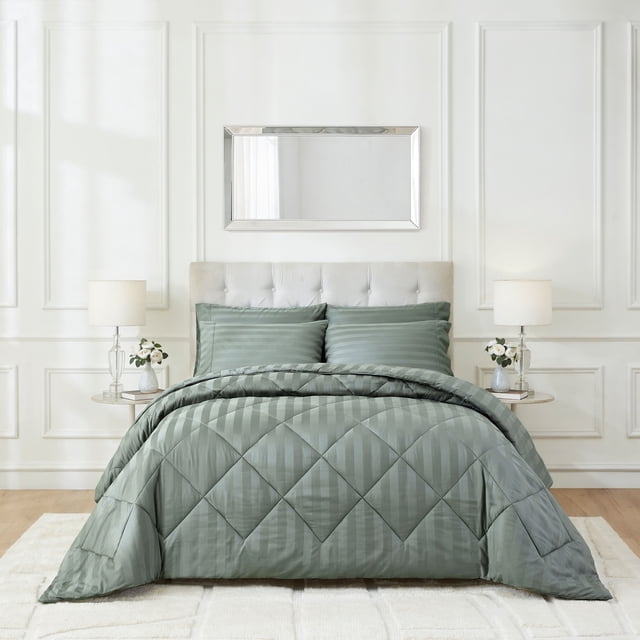 Saks Fifth Avenue 400 Thread Count Organic Cotton Comforter