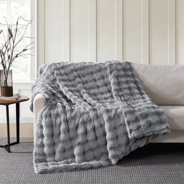 Member's Mark Faux Fur Bubble Throw Blanket, 60" x 70"