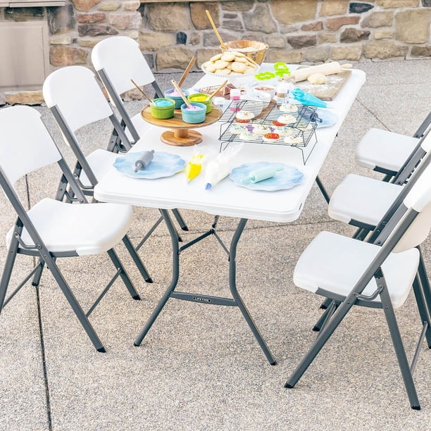 テーブル・チェア・ハンモック (L07340) LIFETIME 6 FOLD IN HALF TABLE Lifetime 6-Foot Fold-In-Half Table - Samsclub.com