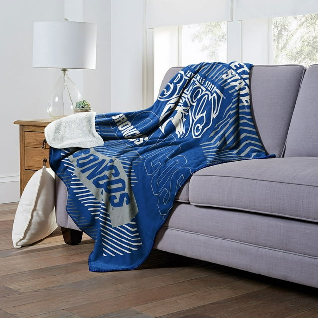 Officially Licensed NCAA Cloud Throw Blanket with Sherpa Back, 60" x 70"