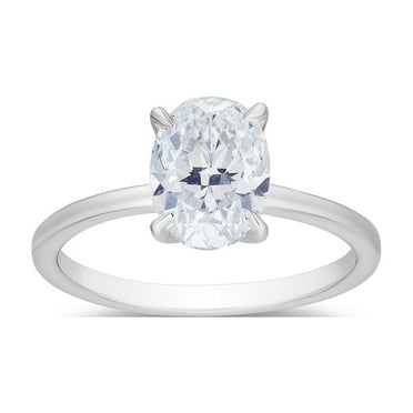 Oval Cut Solitaire Diamond Ring in 18K Gold