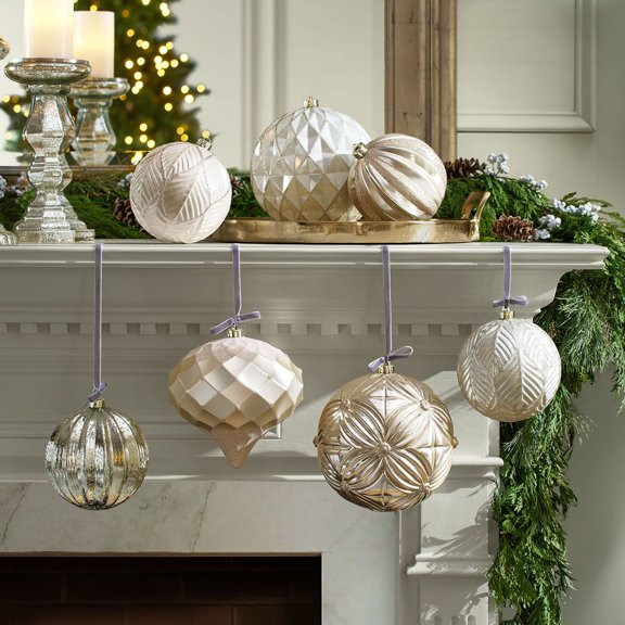 Member's Mark Oversized Shatterproof Ornaments, Set of 7