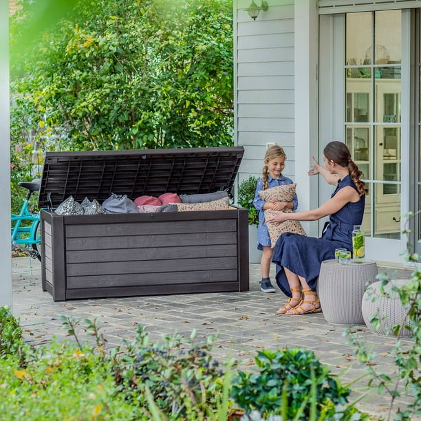 Keter 165-Gallon Resin Outdoor Deck Box - Samsclub.com