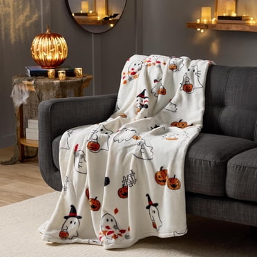 Member's Mark Halloween Lounge Throw, 60" x 70"