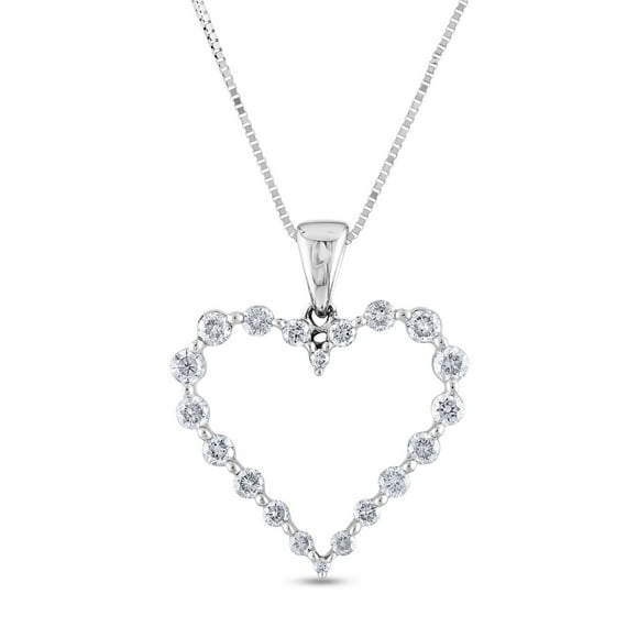 Round Cut Heart Diamond Pendant Necklace in 14K Gold