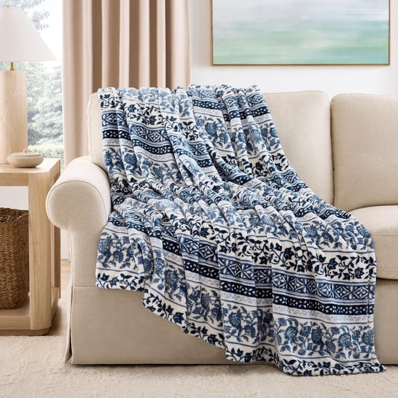 Member's Mark Seasonal Lounge Throw, 60"x70"