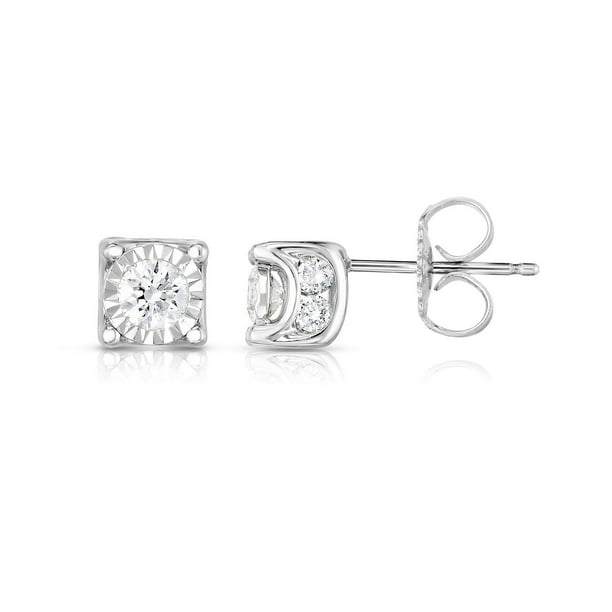Round Cut Diamond Stud Earrings in 14K Gold