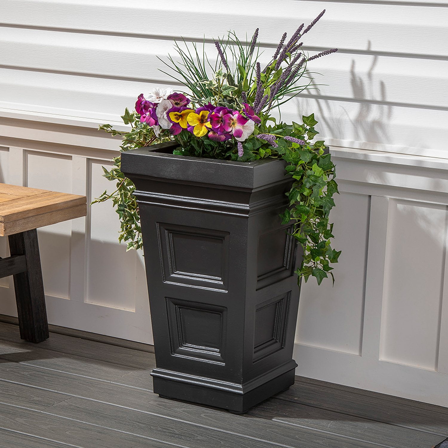 Step2 501499 Atherton Planter, Black＿並行輸入品 Step2 Atherton 24\" Planter, Set of 2 -