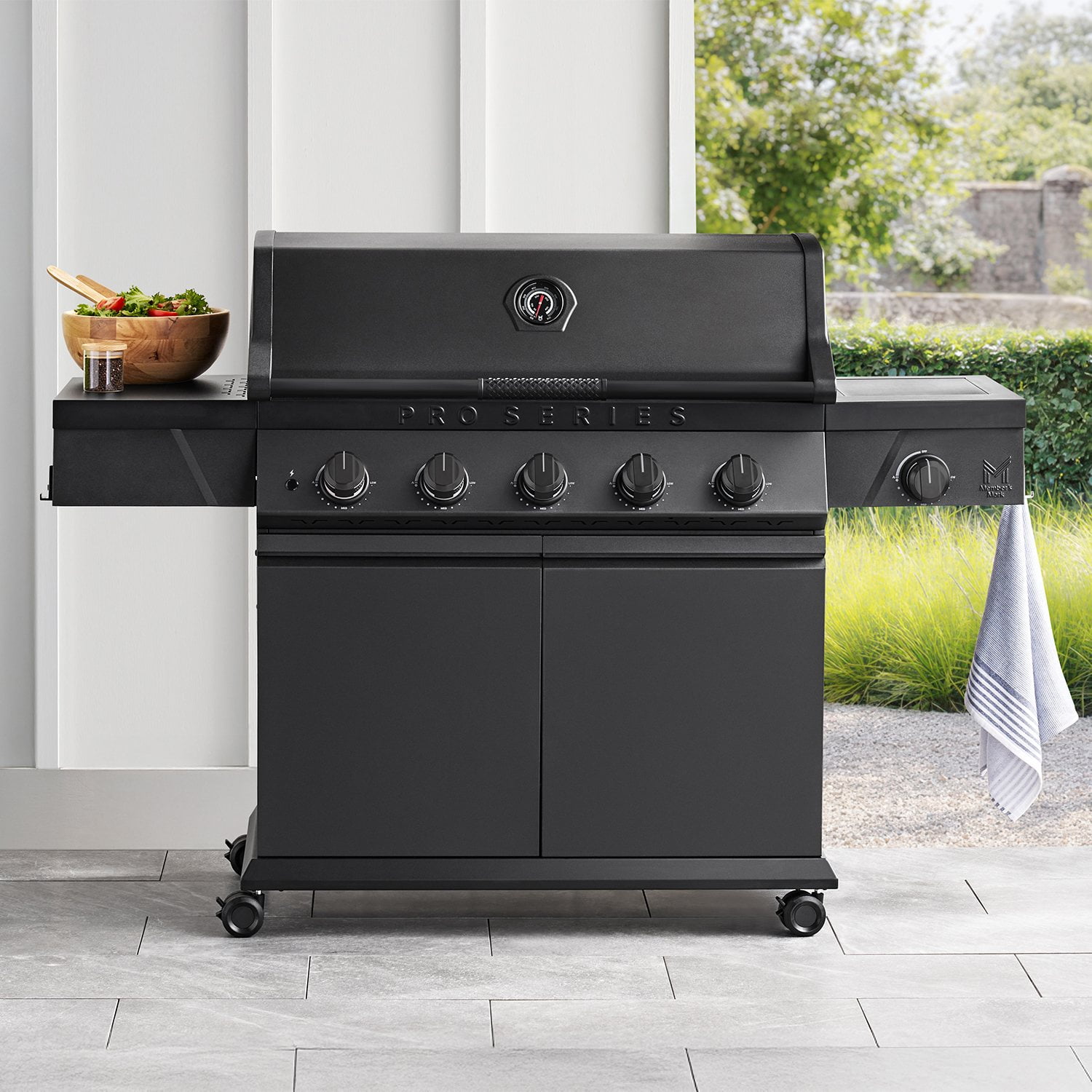 Member’s Mark Pro Series 5-Burner Gas Grill w/ Cover