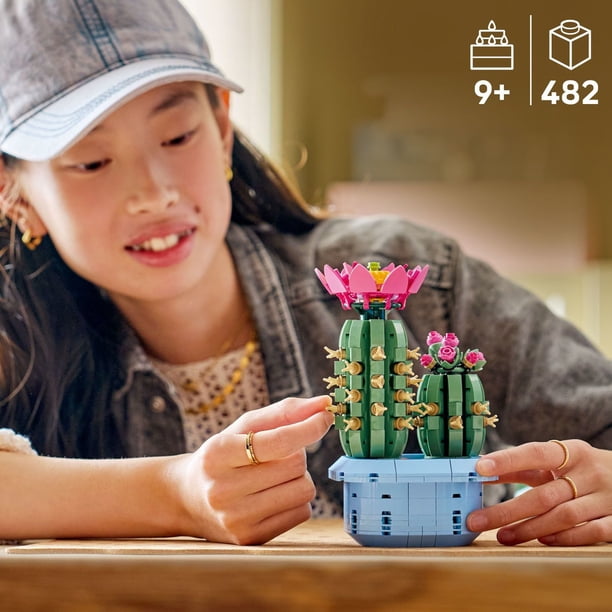 cactus　ブルコ　Lサイズ LEGO Botanicals Flowering Cactus Building Toy, 482 pc. - Samsclub.com