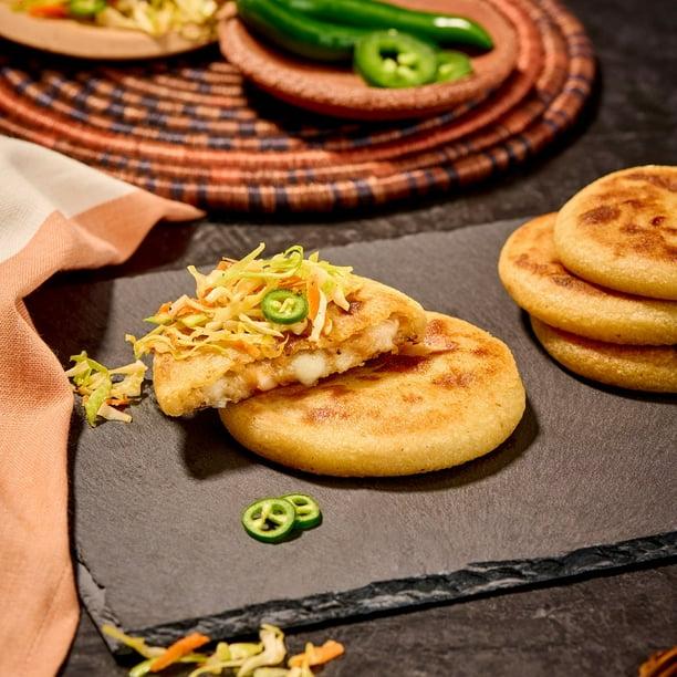 Del Real Foods Carnitas and Cheese Mini Pupusas, pk