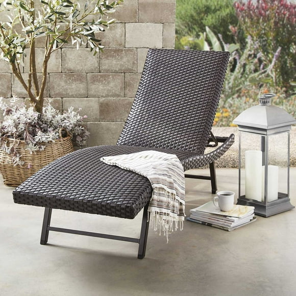 Member's Mark Padded Wicker Chaise Lounger, Single