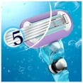 thumbnail image 3 of Gillette Venus Swirl Razor (8 cartridges), 3 of 9