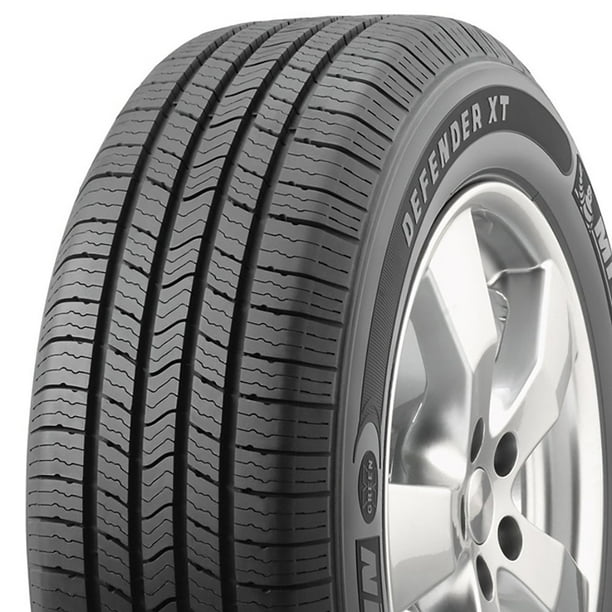 Michelin Defender XT - 215/70R15 98T - Samsclub.com