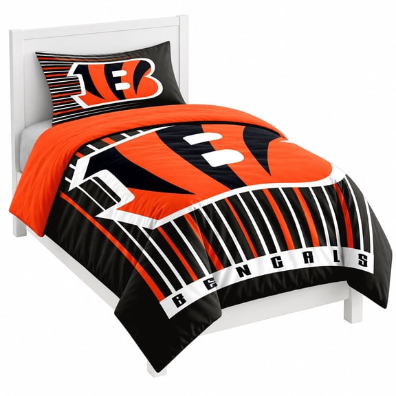 Logo Brands Cincinnati Bengals Twin/Twin XL Comforter Set