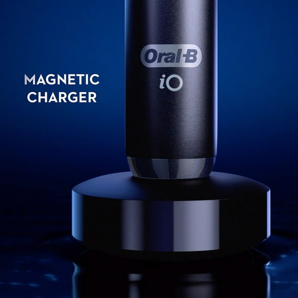 Oral-B iO Series 7 Electric Toothbrush, 2 pk., 4 Brush Heads