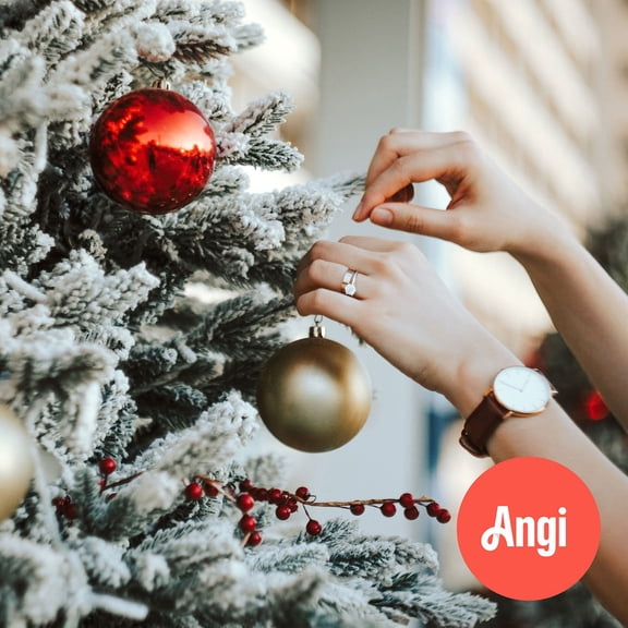 Angi Christmas Decor Service