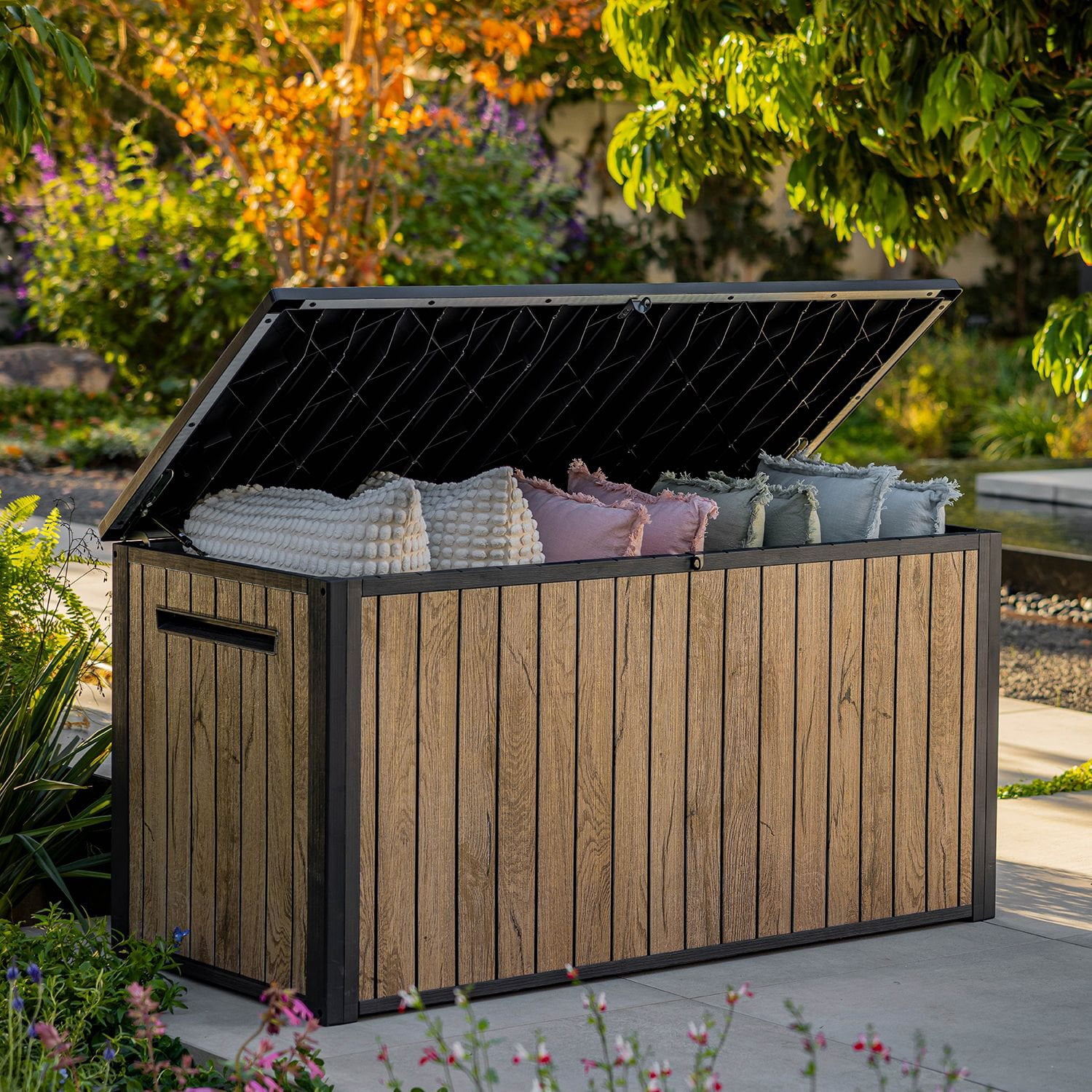 COFFRET D'OR Premium Set オークル-C Keter Signature Collection 170 Gal. Deck Box for Indoor/Outdoor
