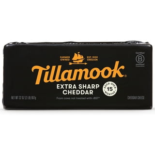 Tillamook Special Reserve Extra Sharp Cheddar, 2 lbs.