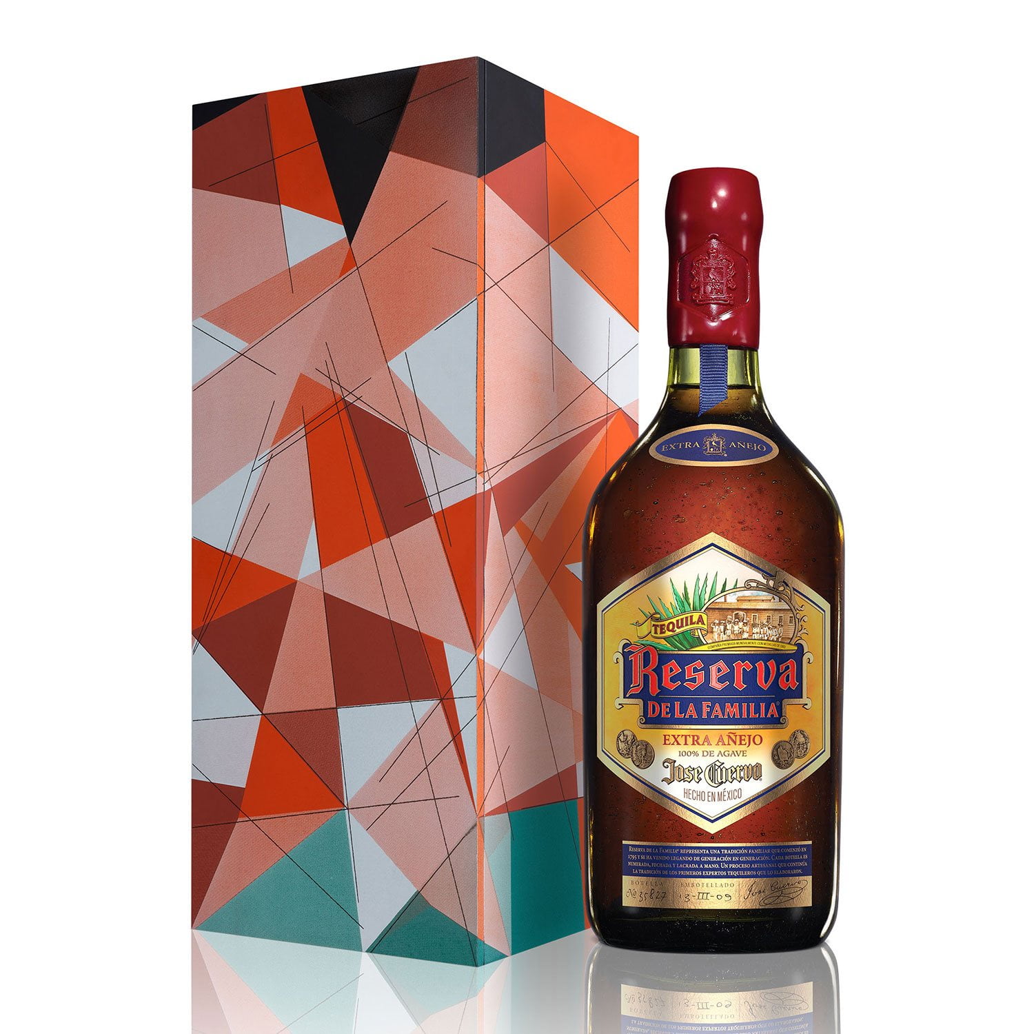 Jose Cuervo Reserva de la Familia テキーラ Jose Cuervo Reserva de la Familia Extra Anejo (750 ml) | Keg N Bottle