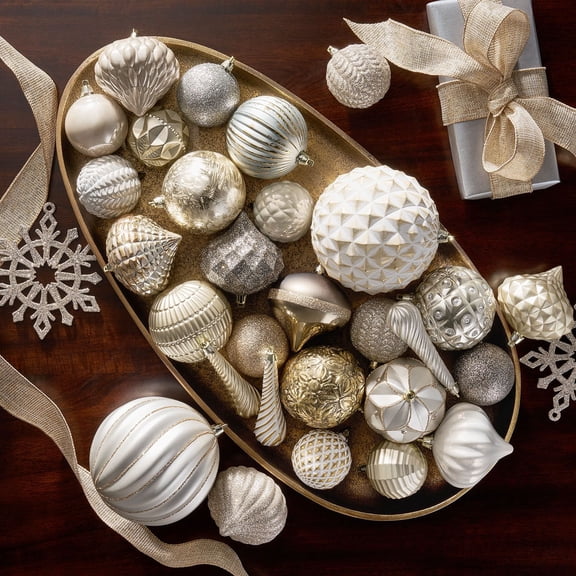 Member's Mark Shatterproof Ornament Collection, 82 Count