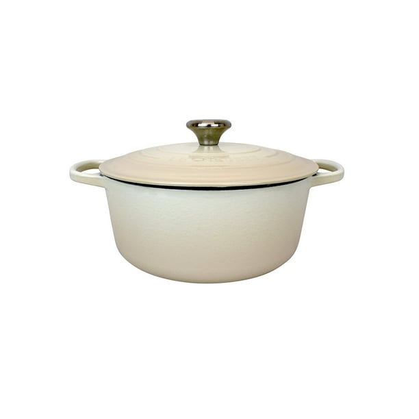 Le Creuset Signature Cast Iron Round Dutch Oven, Assorted Sizes