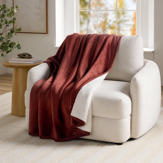 Member's Mark Cozy Plush Throw, 60" x 72"
