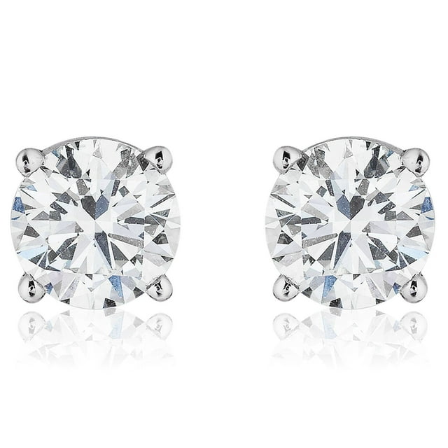 Round Diamond Studs in 18K Gold