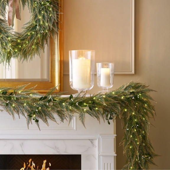 Member's Mark 9' Pre-Lit Cypress Garland with Gold Shimmer