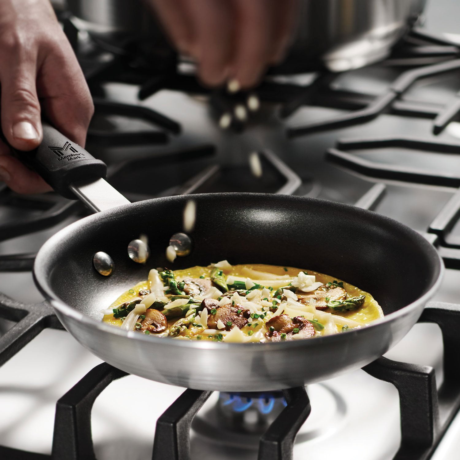 Member's Mark 8" Aluminum Nonstick Restaurant Fry Pan - Samsclub.com