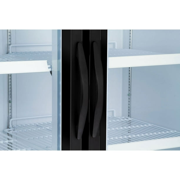 meg1723ページ Maxx Cold X-Series Triple Door Upright Merchandiser Freezer (72 cu