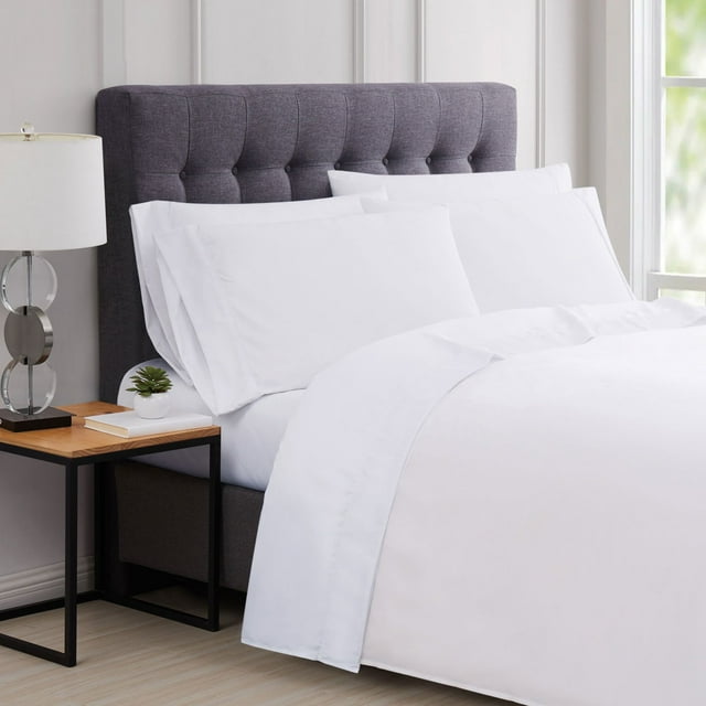 London Fog 4-Piece & 6-Piece Luxury Sheet Sets (Assorted Sizes and Colors)