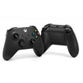 thumbnail image 3 of Xbox Wireless Controller – Carbon Black, 3 of 4