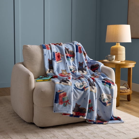 Member's Mark Avid Reader Lounge Throw, 60" x 70"