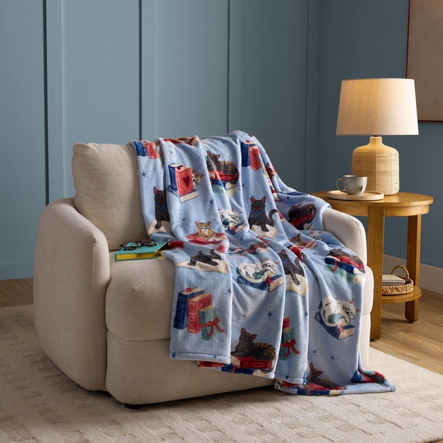Member's Mark Avid Reader Lounge Throw, 60" x 70"