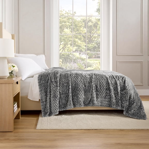 Member's Mark Oversized Tufted Throw Blanket