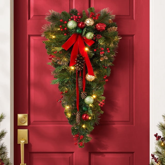 Member's Mark Pre-Lit 36" Decorated Swag