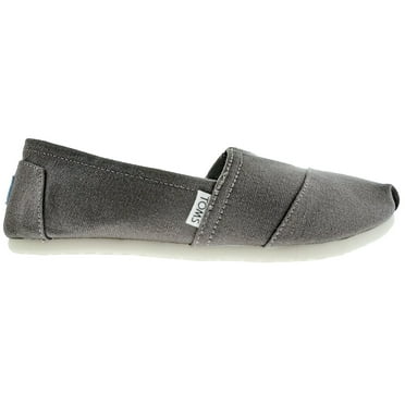 TOMS Women's Classic Canvas Shoe