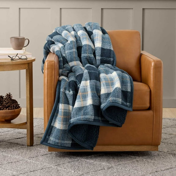 Member's Mark Cozy Throw, 60" x 72"