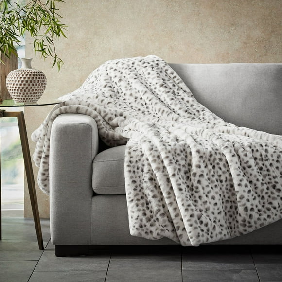Member's Mark Luxury Faux Fur Throw 60" x 70"
