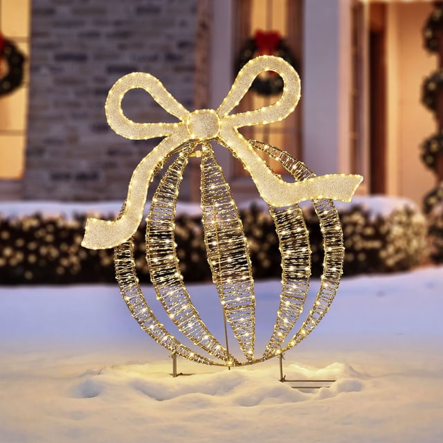 Member's Mark Pre-Lit Ornament and Giftbox Décor