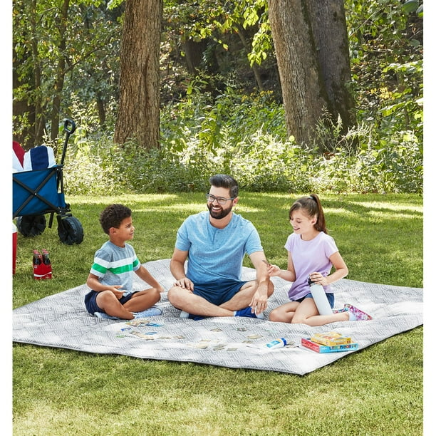 Member's Mark Oversized 8' x 8' Outdoor Blanket