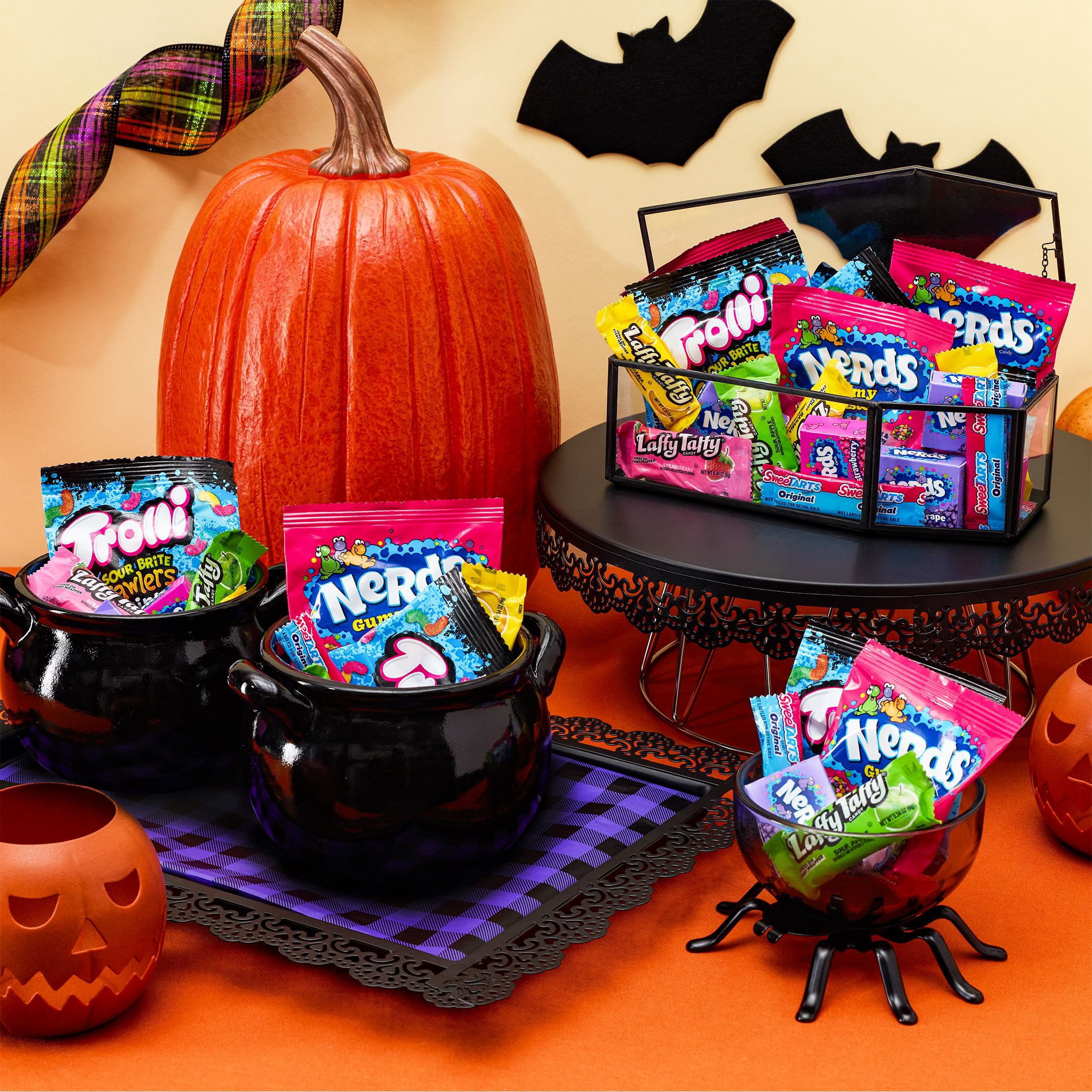 Nerds Treat Size Variety Pack Halloween Candy, 185 ct. - Samsclub.com